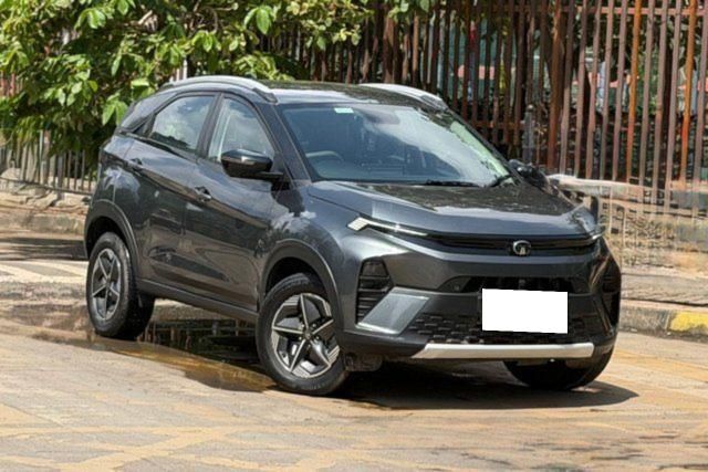 Tata Nexon Creative Plus AMT Second-hand 2024 Tata Nexon Creative Plus AMT for sale in Mumbai