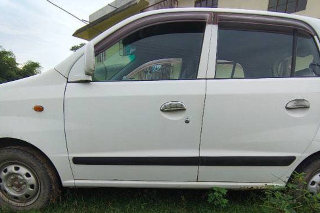 Hyundai Santro L2 Second-hand 2004 Hyundai Santro L2 for sale in Dimapur