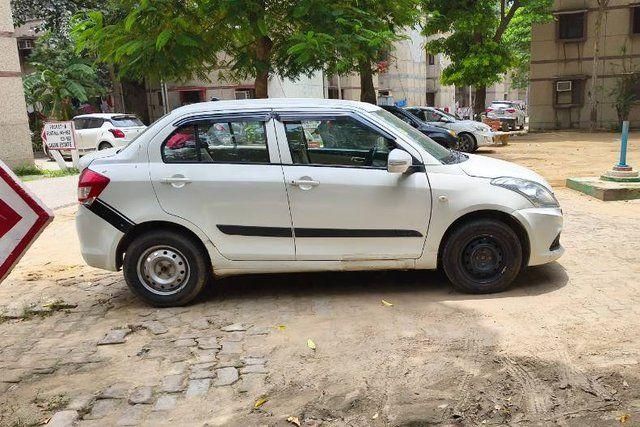 Maruti Suzuki Swift Dzire LXI Option Second-hand 2016 Maruti Suzuki Swift Dzire LXI Option for sale in Greater Noida