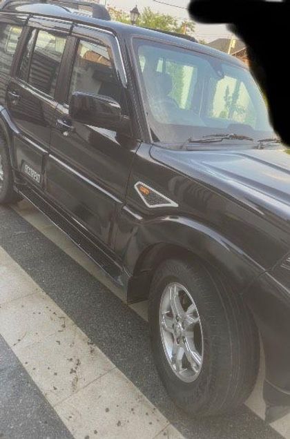 2017 Mahindra Scorpio S10 7 Seater 2WD