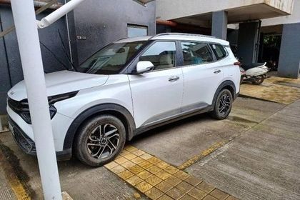 2022 Kia Carens लक्ज़री प्लस टर्बो 2022-2023