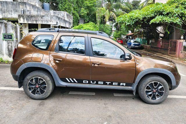 Second-hand 2018 Renault Duster Petrol RXS CVT for sale in Pune