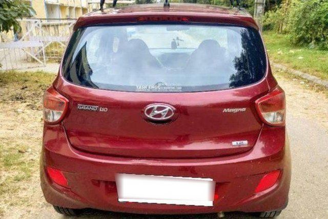 Hyundai Grand i10 Magna Second-hand 2013 Hyundai Grand i10 Magna for sale in Chandigarh
