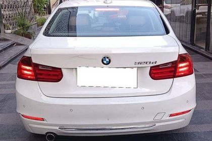 2013 BMW 3 Series 320d लक्ज़री Line