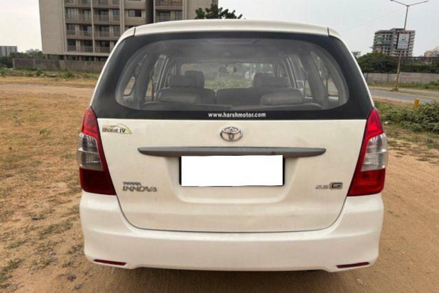 Toyota Innova 2.5 G (Diesel) 7 Seater Second-hand 2014 Toyota Innova 2.5 G (Diesel) 7 Seater for sale in Ahmedabad