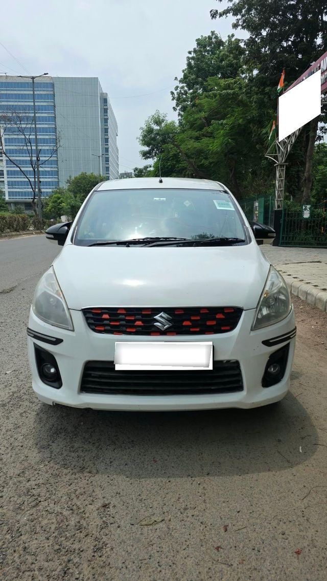 Maruti Suzuki Ertiga VXI CNG Second-hand 2015 Maruti Suzuki Ertiga VXI CNG for sale in New Delhi
