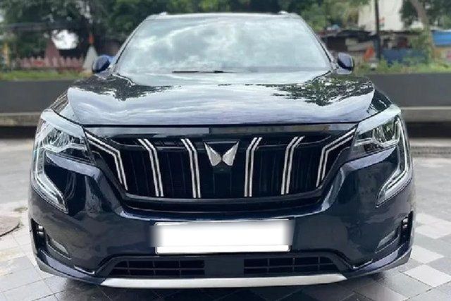 Second-hand 2024 Mahindra XUV700 ax7l 7Str AT for sale in Mumbai