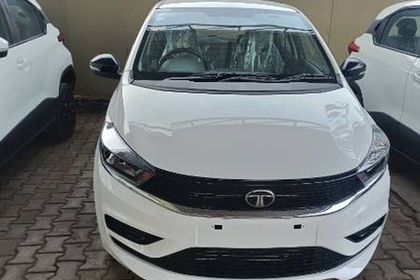 2025 Tata Tiago XT
