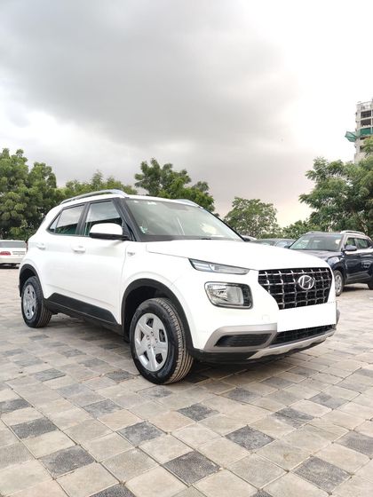 2022 Hyundai Venue S BSVI