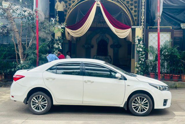 Second-hand 2015 Toyota Corolla Altis VL AT for sale in Mumbai