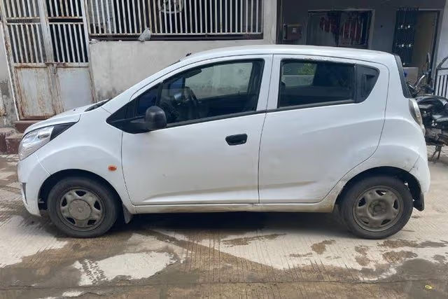 Chevrolet Beat Diesel LS Second-hand 2011 Chevrolet Beat Diesel LS for sale in Ahmedabad