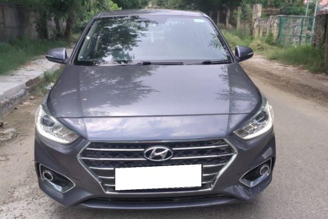 Hyundai Verna VTVT 1.6 AT SX Option Second-hand 2018 Hyundai Verna VTVT 1.6 AT SX Option for sale in New Delhi
