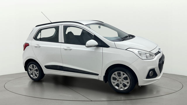 Hyundai Grand i10 CRDi Sportz Second-hand 2016 Hyundai Grand i10 CRDi Sportz for sale in Bangalore