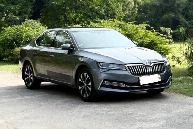 Skoda Superb Laurin & klement BSVI Second-hand 2022 Skoda Superb Laurin & klement BSVI for sale in New Delhi