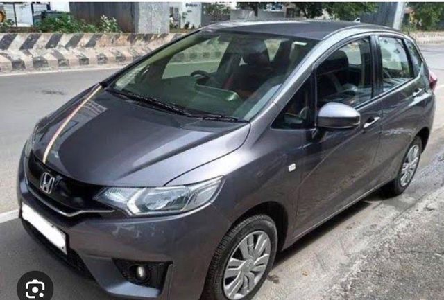 Second-hand 2018 Honda Jazz V CVT for sale in Gurgaon