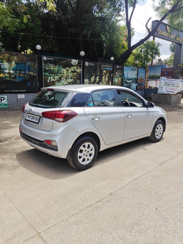 Hyundai i20 1.2 Magna Executive Second-hand 2018 Hyundai i20 1.2 Magna Executive for sale in Pune