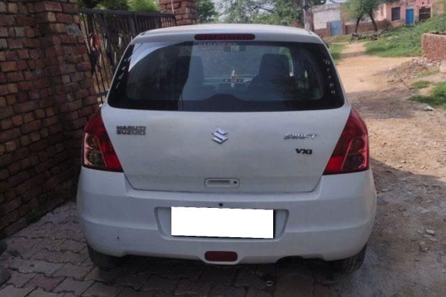 Maruti Suzuki Swift VXI Second-hand 2011 Maruti Suzuki Swift VXI for sale in Bhiwani