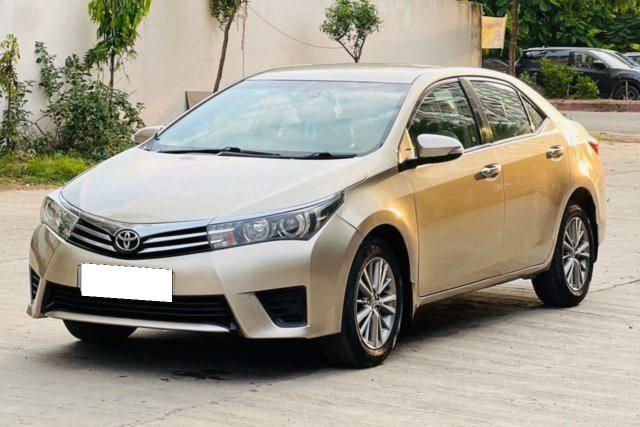 Toyota Corolla Altis D-4D G Second-hand 2014 Toyota Corolla Altis D-4D G for sale in Jaipur