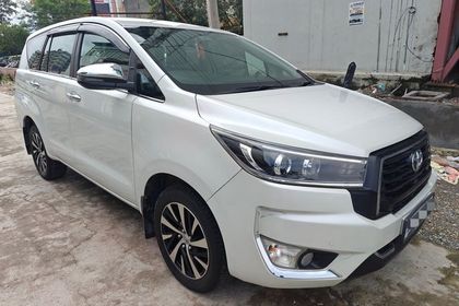 2023 Toyota Innova Crysta 2.4 जेडएक्स 7Str