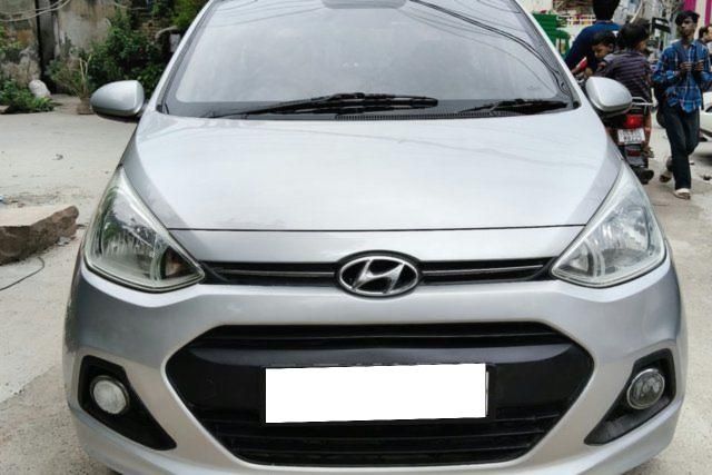 Hyundai Grand i10 Magna CNG Second-hand 2016 Hyundai Grand i10 Magna CNG for sale in New Delhi