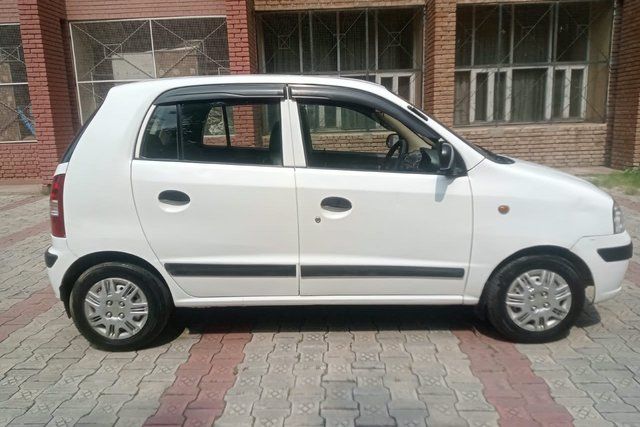 Second-hand 2011 Hyundai Santro Xing GL for sale in Chandigarh