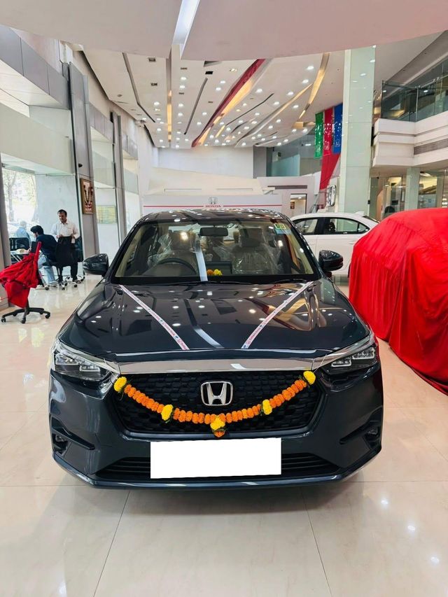 Honda Amaze VX CVT Second-hand 2026 Honda Amaze VX CVT for sale in Bhayandar