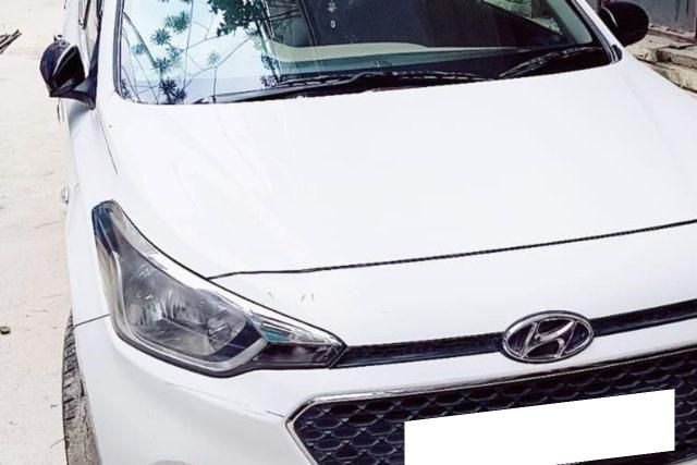 Hyundai i20 Magna 1.2 Second-hand 2017 Hyundai i20 Magna 1.2 for sale in New Delhi