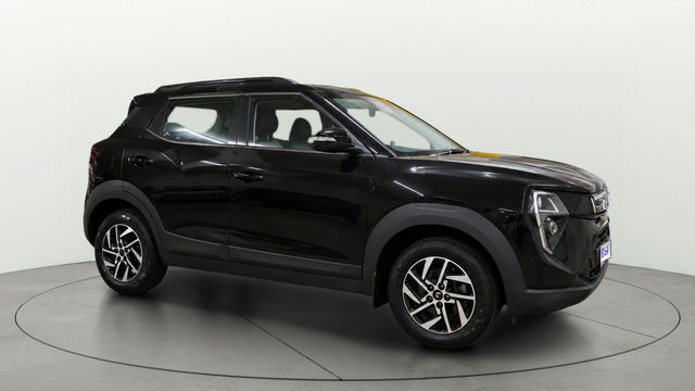 Mahindra XUV 3XO AX5 Diesel Second-hand 2024 Mahindra XUV 3XO AX5 Diesel for sale in Surat