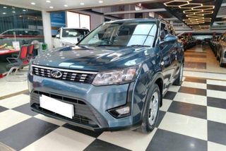 Used W6 AMT Sunroof BSVI