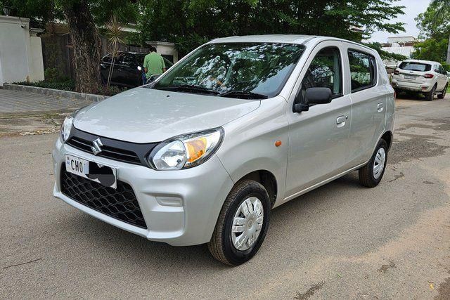 Second-hand 2022 Maruti Suzuki Alto 800 LXI for sale in Chandigarh