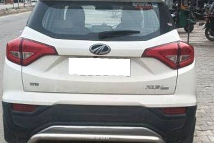 2022 Mahindra XUV300 W8 बीएस6
