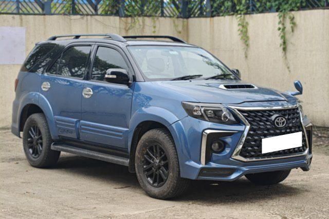 Second-hand 2012 Toyota Fortuner 4x2 Manual for sale in Navi Mumbai