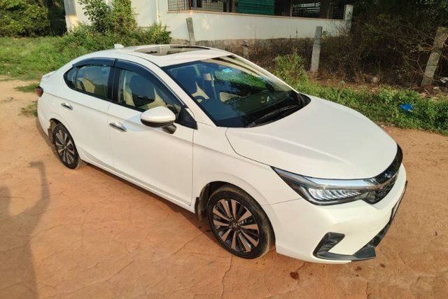 Honda City जेडएक्स सीवीटी Second-hand 2024 Honda City जेडएक्स सीवीटी for sale in Bangalore