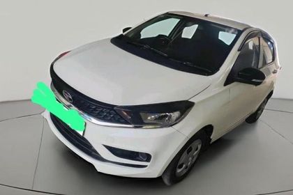 2022 Tata Tiago XT Option BSVI