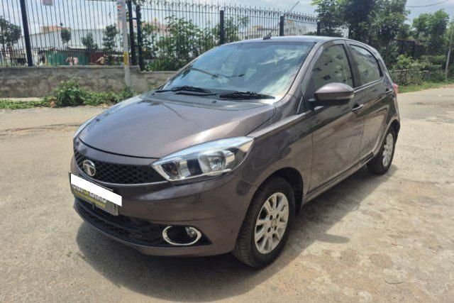 Second-hand 2018 Tata Tiago 1.2 Revotron XZA for sale in Bangalore