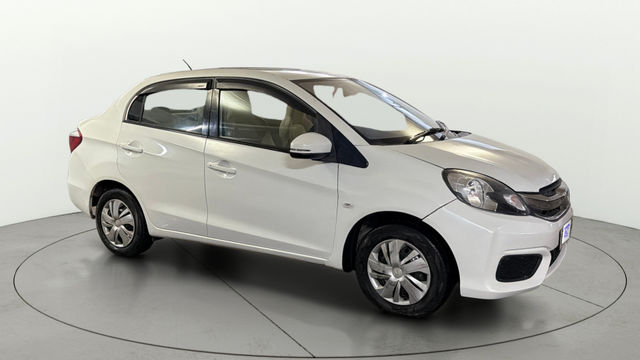 Honda Amaze S i-VTEC Second-hand 2017 Honda Amaze S i-VTEC for sale in Noida