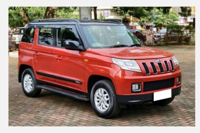 Mahindra TUV 300 T8 Second-hand 2017 Mahindra TUV 300 T8 for sale in Nashik