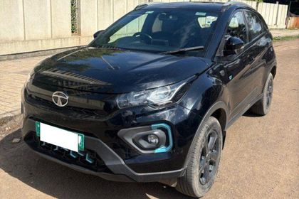 2022 Tata Nexon EV XZ प्लस Dark Edition
