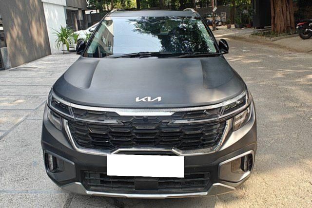 Second-hand 2022 Kia Seltos X-Line Diesel AT for sale in New Delhi