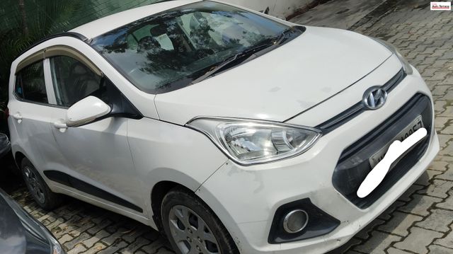 Hyundai Grand i10 Sportz Second-hand 2016 Hyundai Grand i10 Sportz for sale in Saharanpur (UP)