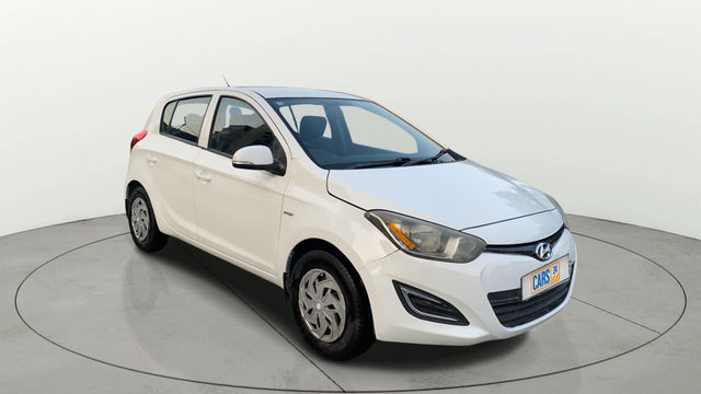 Second-hand 2014 Hyundai i20 Magna Optional 1.2 for sale in Vadodara