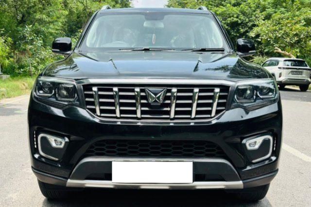 Second-hand 2025 Mahindra Scorpio N Z8 Select Diesel for sale in New Delhi