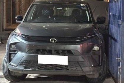2024 Tata Nexon स्मार्ट प्लस एएमटी