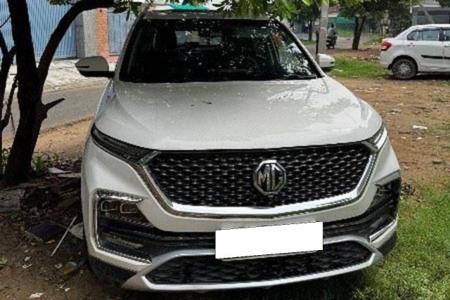 Second-hand 2020 MG Hector Plus Sharp DCT for sale in Gurgaon