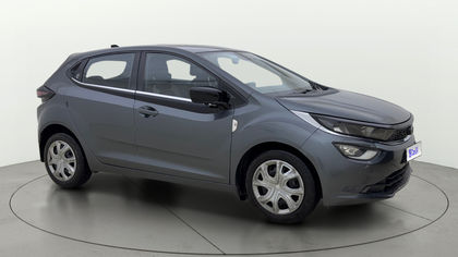2024 Tata Altroz एक्सएम प्लस