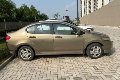 2012 होंडा सिटी V MT