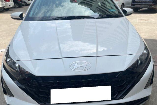 Second-hand 2024 Hyundai i20 Magna for sale in Surat