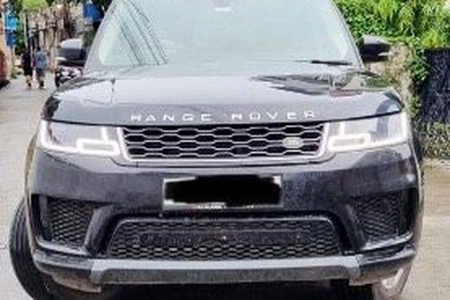 Second-hand 2019 Land Rover Range Rover Sport SE for sale in Dehradun