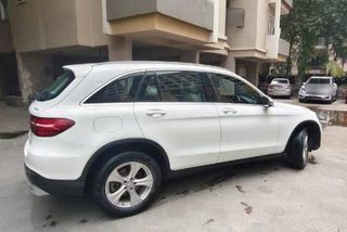 Used 220d 4MATIC Sport