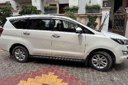 2017 Toyota Innova Crysta 2.4 VX MT BSIV